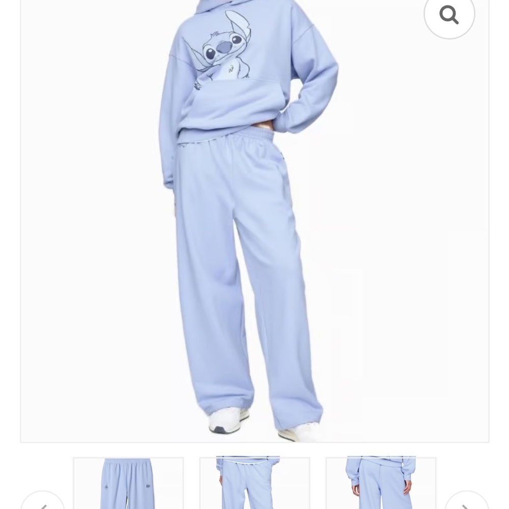 Gap wide legged Disney Stitch Sweatpants NWT